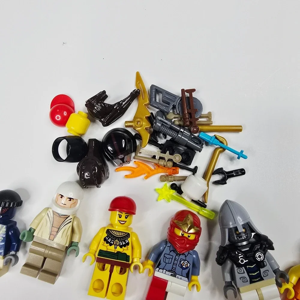 LEGO Minifigures‎ Lot of 15 with Accessories Toys Kids Bulk Figures